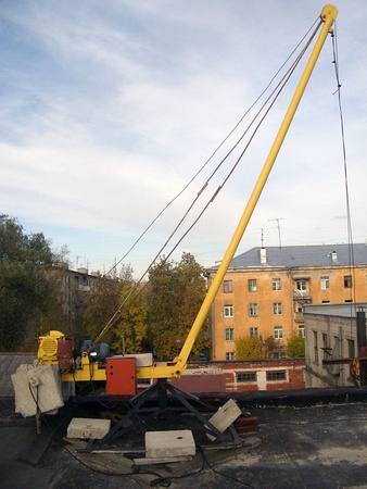 Строительный кран пионер КП 1000 кг