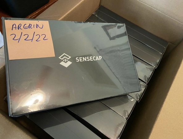Точка доступа SenseCAP M1 Helium Miner — ** В РУКАХ, СОВЕРШЕННО НОВАЯ, ЗАПЕЧАТАННАЯ **