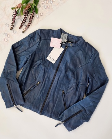 050142 Микс легких курток