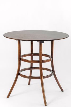 Viyana yemek masası, "Saturnus", açık ceviz