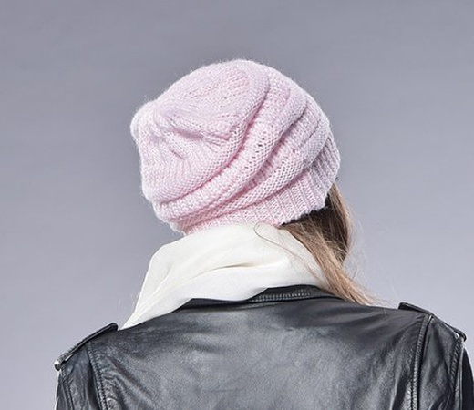 Женская шапочка Бини