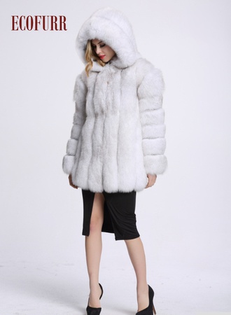 Шуба с капюшоном под песца (экошуба)