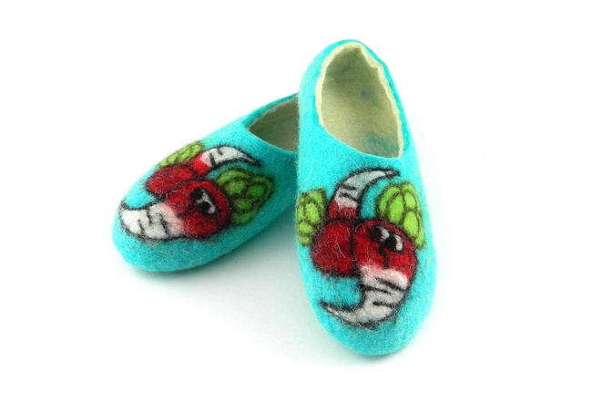Войлочные тапочки «Веселые редиски»