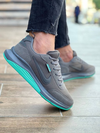 Кроссовки Nike