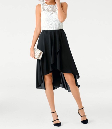 Стоковая одежда и обувь