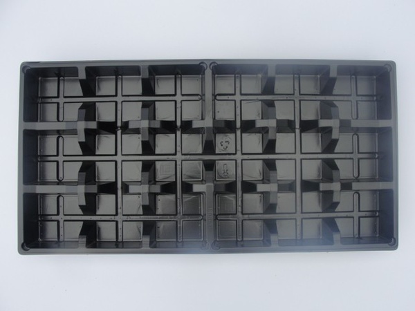 托盘18座锅8 * 8厘米