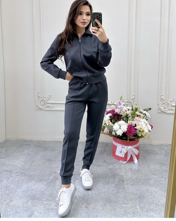 Двойка в стиле спорт шик