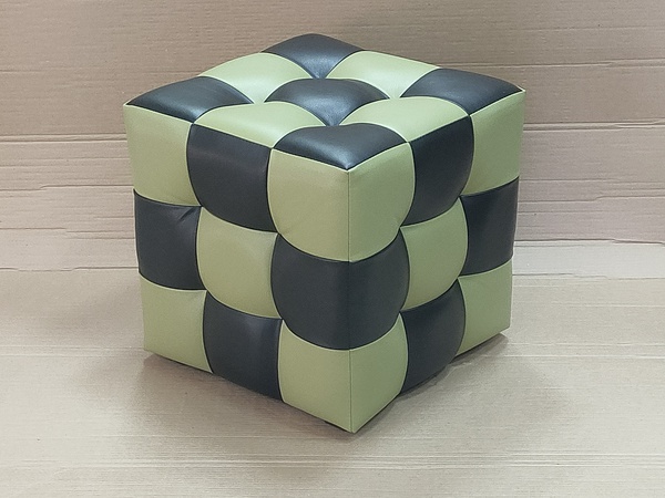 Kabarık Küp Parçalı Örtü