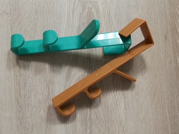 Üç kancalı kapı askısı, plastik