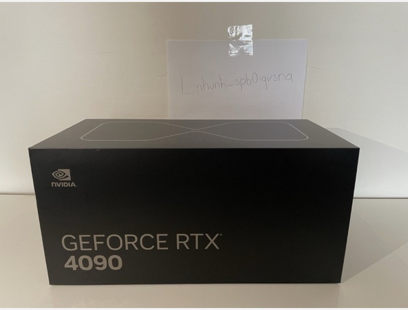 NEW SEALED - NVIDIA GeForce RTX 4090 Founders Edition 24GB GDDR6X Graphics Card