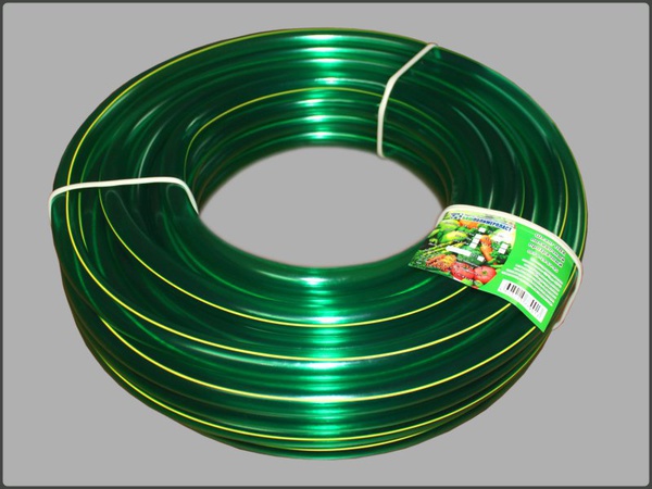 Bewässerung von PVC-Schläuchen