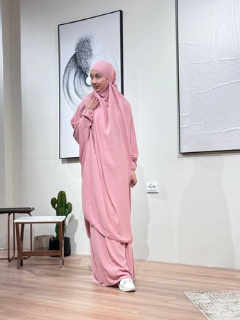 Женская мусульманская одежда