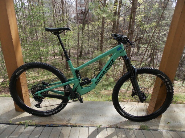 2021 XL Santa Cruz Megatower C Tam Süspansiyonlu Dağ Bisikleti.