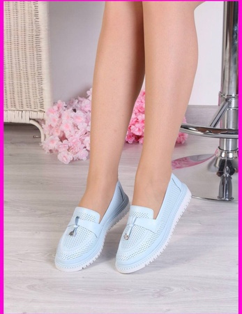 Туфли закрытые женские из кожи.