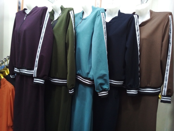 Женская спортивка с юбкой