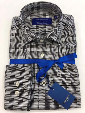 Erkeklerin gömlekleri