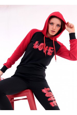 СПОРТИВНЫЙ КОСТЮМ