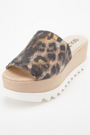 قباقيب ليوبارد sa035