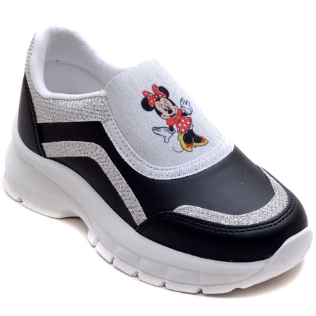 Детские кроссовки