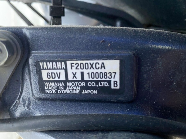 2014 200HP 200HP YAMAHA ЧЕТЫРЕХТАКТНЫЙ ПОДВЕСНОЙ МОТОР F200