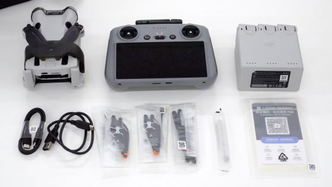 DJI Mini 4 Pro (DJI RC2), складной мини-дрон с видеокамерой 4K HDR