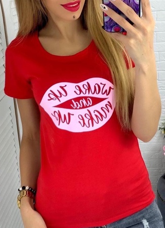 Футболки женские