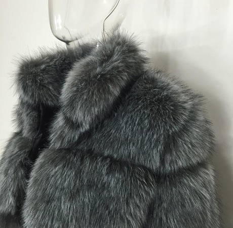 Шуба под песца с воротником-стоечкой (экошуба)
