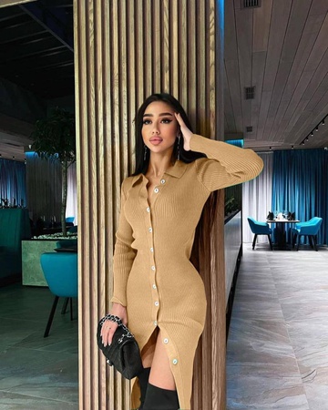 Örme elbise erişte