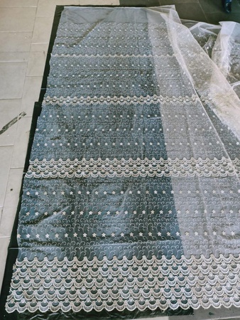 işlemeli tül kumaş