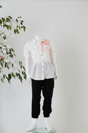 Рубашка с длинным рукавом и капри