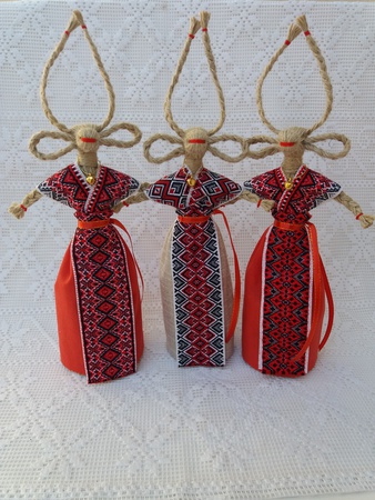 Коза - символ благополучия и веселья .Кукла-мотанка.