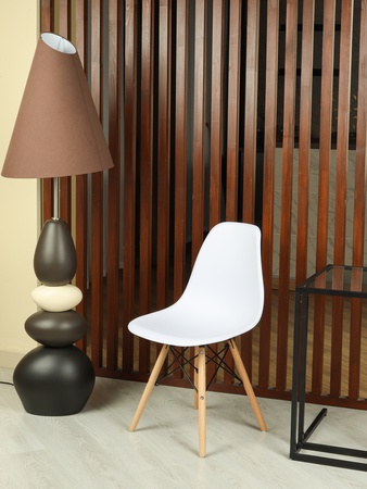 Eames 极简塑料椅子，9 种颜色