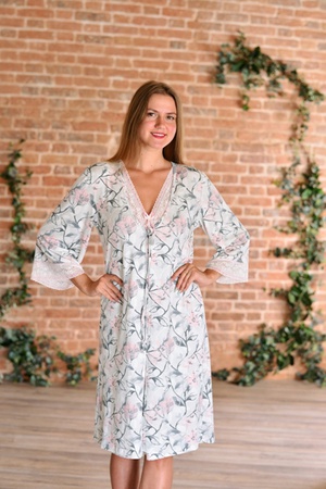 Kadın setleri. Sabahlık, gömlek