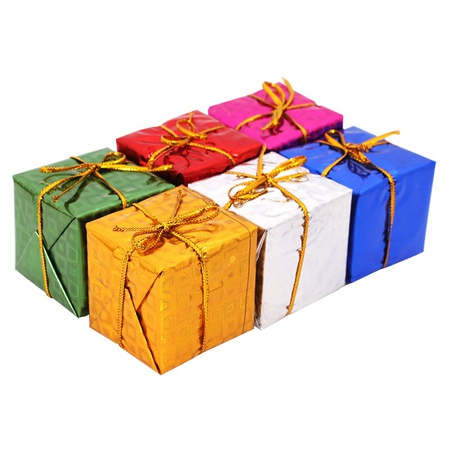 Елочное украшение "Подарочные коробки"