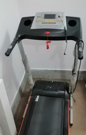 Беговая дорожка - спортивный инвентарь