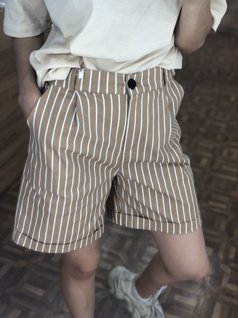 Стильные шорты