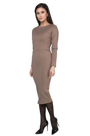 Göğsü kıvırcık kesimli elbise