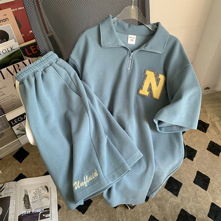 Женская спортивная одежда