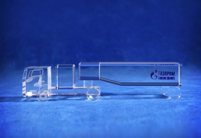 MODELS AND TECHNIQUES FROM ACRYLIC AND GLASS