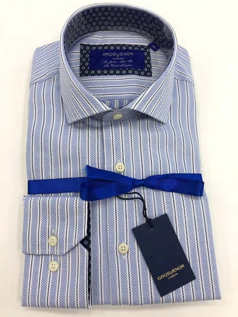 Erkeklerin gömlekleri