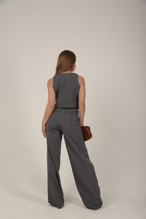 Классический костюм "Льняное Изящество"