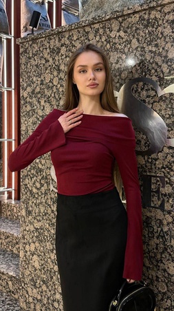 Лонгслив женский нарядный