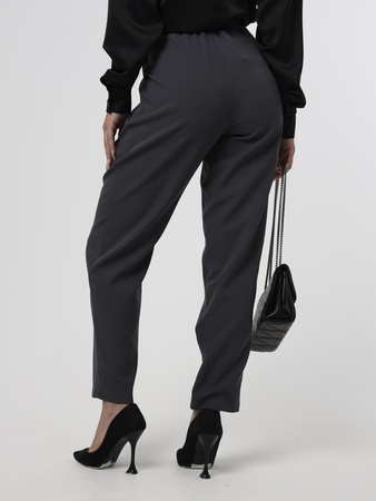 Брюки бананы классические на высокой посадке