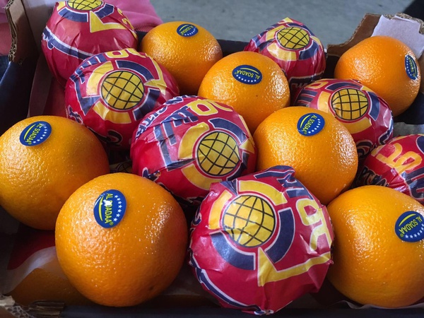 Фрукты, овощи, орехи, шафран