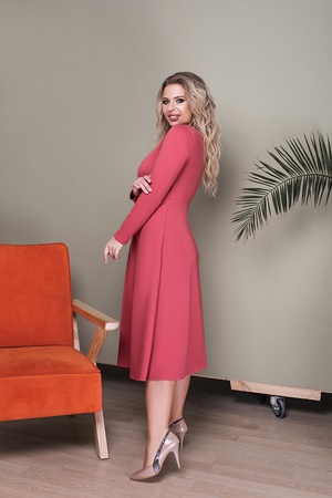 Женское платье миди 033