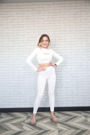 Универсальный лонгслив в рубчик из лапши