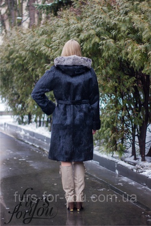Шуба-халат из нутрии с опушкой из кроля