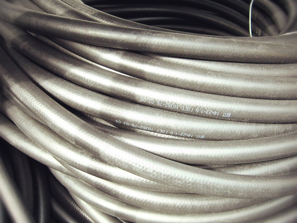 Рукава резиновые для отечественных автомобилей