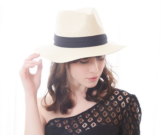 Yaz kadın şapka