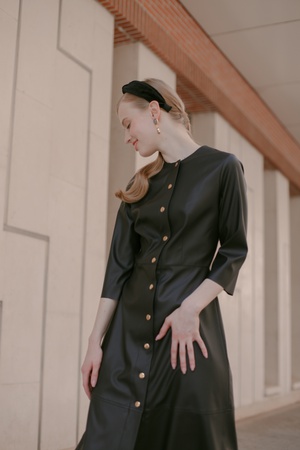 Платье  на кнопках кожзам  '20